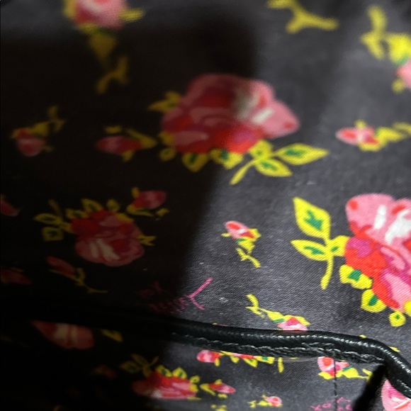 Betsey Johnson Quilted Heart Backpack with Gold Chain - Picture 7 of 7